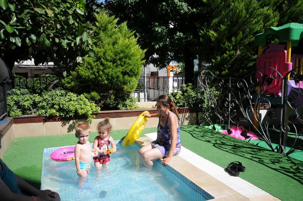 Selen Apart İcmeler Bagian luar foto