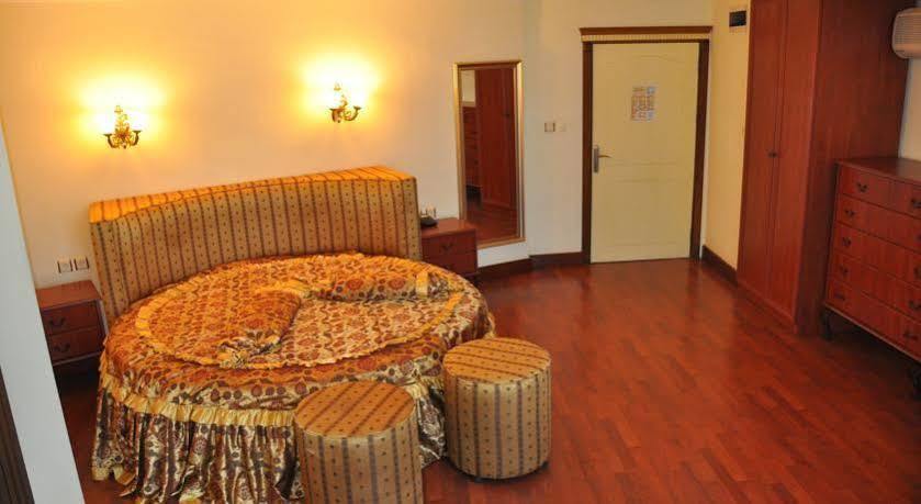 Selen Apart İcmeler Bagian luar foto