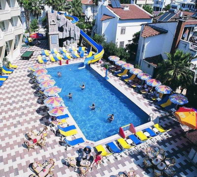 Selen Apart İcmeler Bagian luar foto